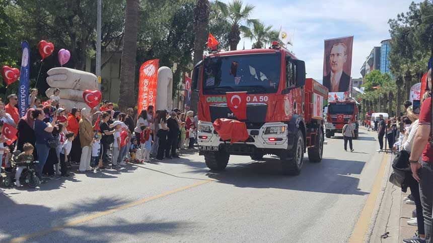 Denizlide 19 Mayis Kutlamalari Valilik Onunde Basladi3