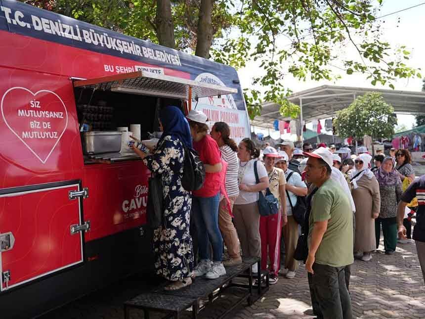 Engelliler Ve Yakinlari Beyaz Cennet Pamukkalede Bulustu 3