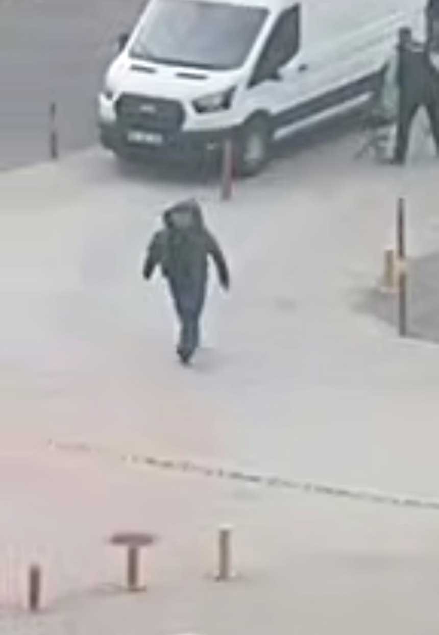 Pau Hastanesi Girisinde Unutulan Canta Panigine Neden Oldu 4