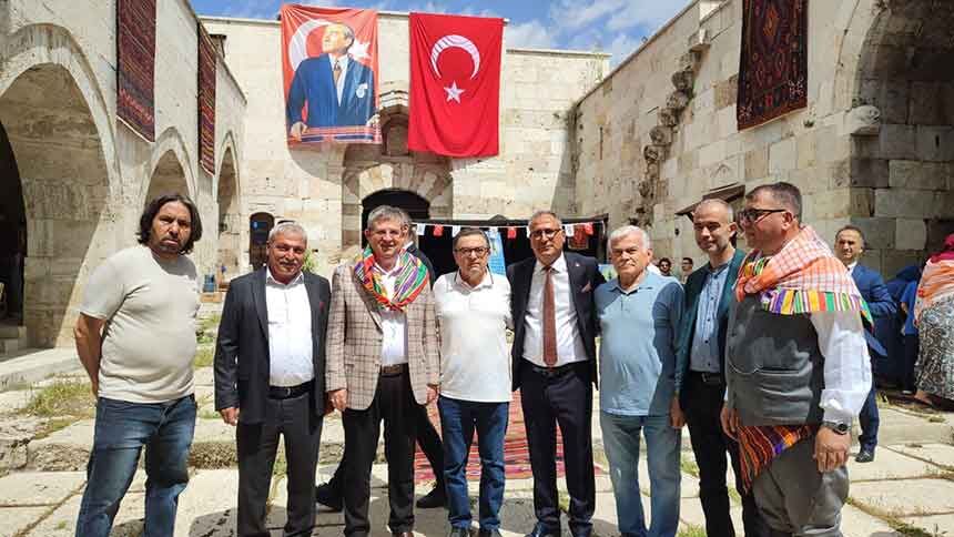 Tarihi Akhan Kervansarayi Yoruk Kulturune Ev Sahipligi Yapti 1