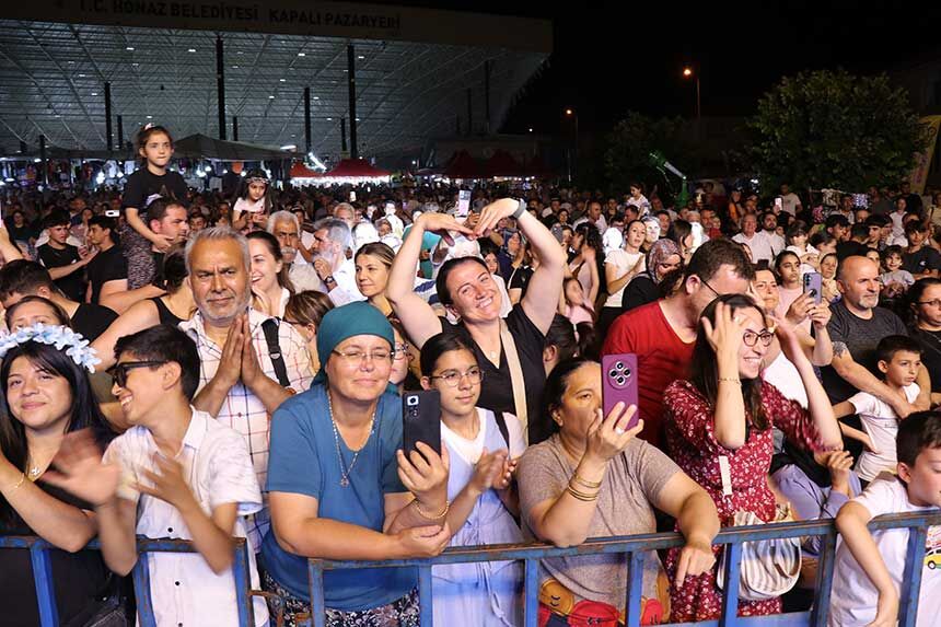 48 Honaz Kiraz Kultur Ve Sanat Festivali Basladi 6