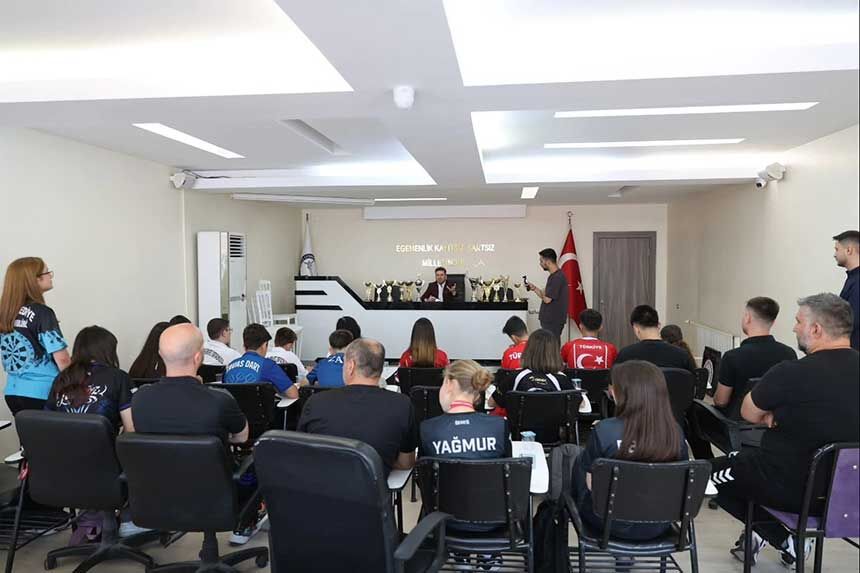 Baskan Kadir Tatik Tavasin Gururlandiran Sampiyonlari Agirladi 2