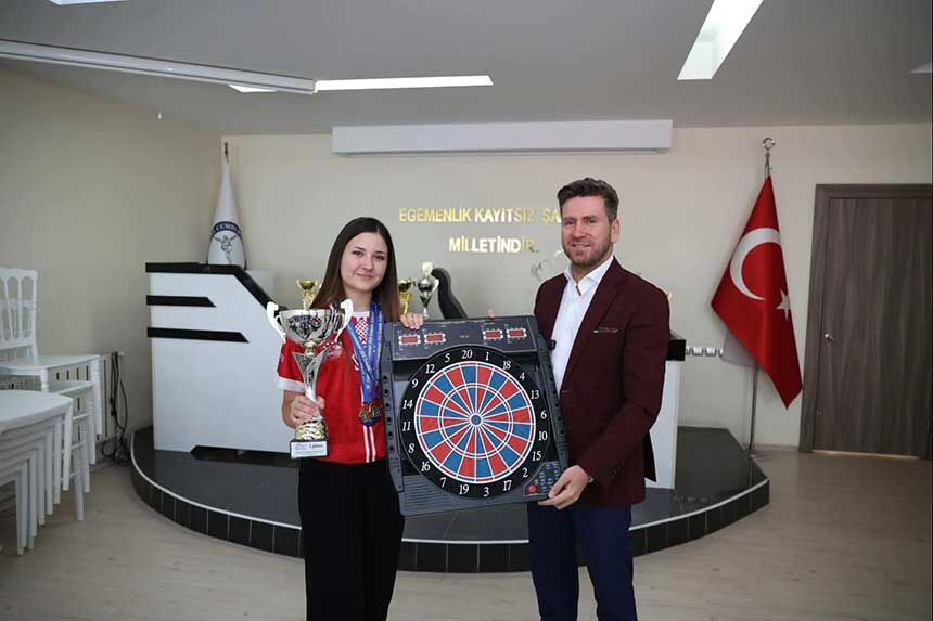 Baskan Kadir Tatik Tavasin Gururlandiran Sampiyonlari Agirladi 4