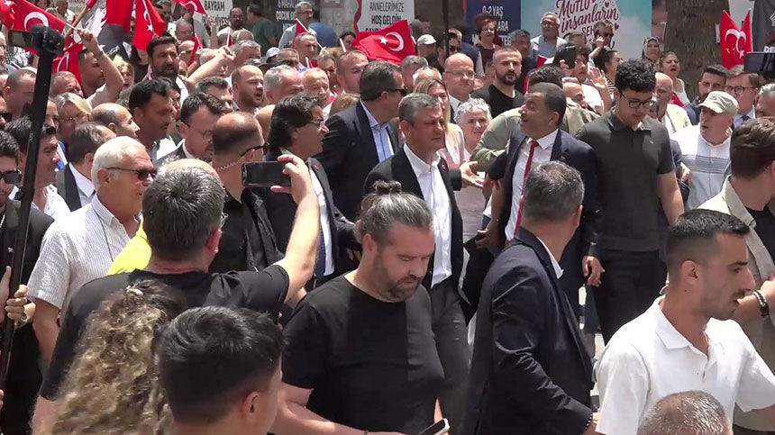 Chp Grup Baskani Ozgur Ozel Denizlide Vatandaslara Seslendi 4