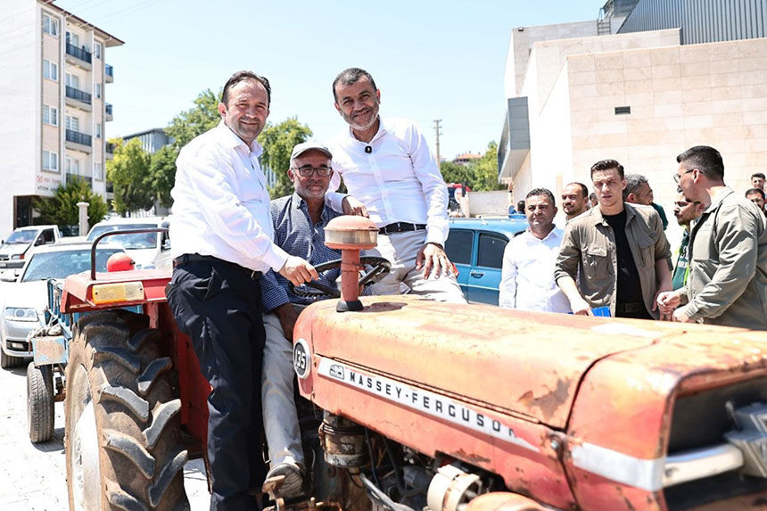 Denizli Buyuksehirin Yem Dagitiminda Ikinci Hafta Basladi 5