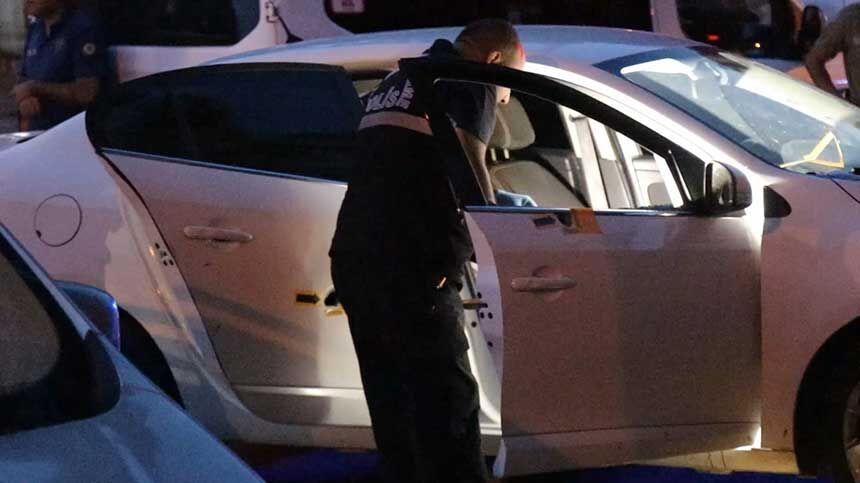 Denizli Pamukkalede Silahli Saldiri Eski Sevgilisinin Oldugu Araci Pompali Tufekle Taradi 5