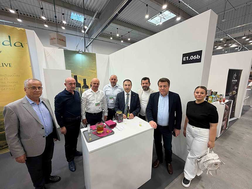 Denizli Ticaret Odasi Heyeti Warsaw Food Expo Fuari Icin Varsovaya Cikarma Yapti 1