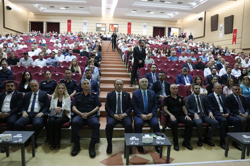 Denizli Vali Kosger Kumar Bagimlisi3