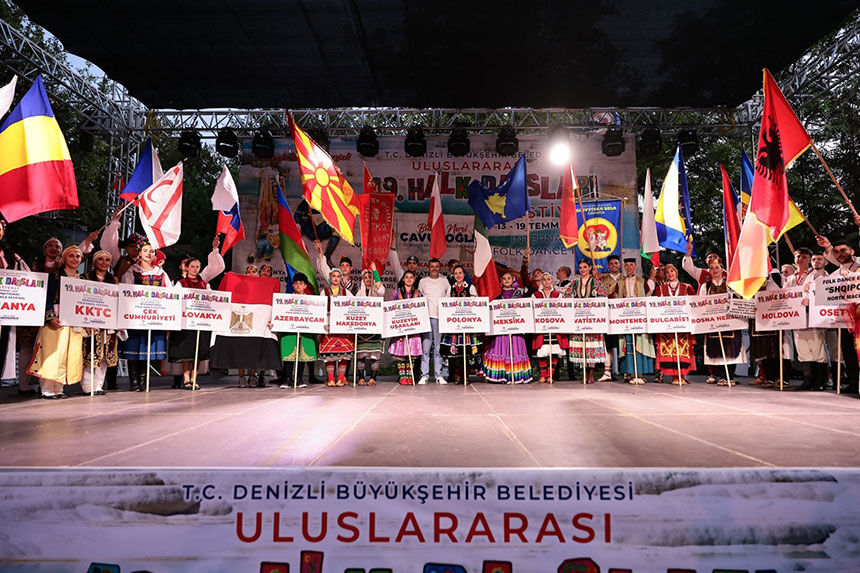 Denizlide 20 Uluslararasi Halk Danslari Festivali Basliyor 1
