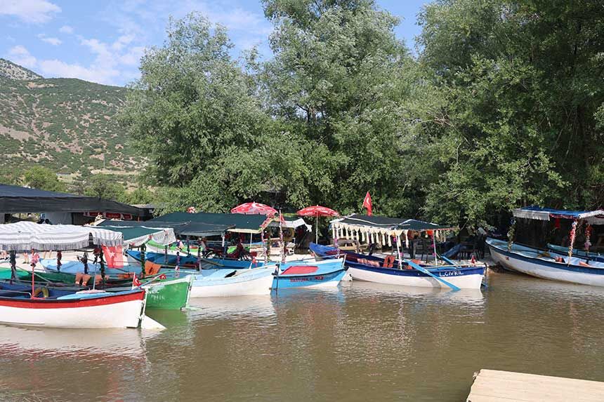 Denizlide Asiri Yagislar Niluferlerin Gorsel Solenini Geciktirdi 3