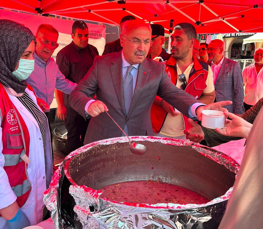 Denizlide Muharrem Ayinin Bereketi Asure Ikramiyla Paylasildi 1