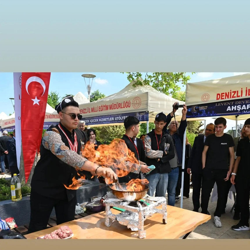 Denizlili Sef Turkiye Altin Genc Sefi Odulunu Aldi2
