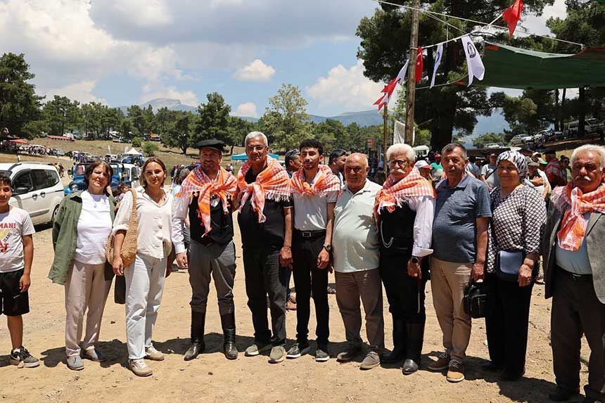Gokay Yoruk Senligi Yogun Katilimla Gerceklesti 9