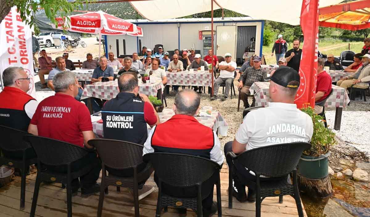 Isikli Golunde Av Sezonu Acildi Ilk Aglari Suya Birakildi