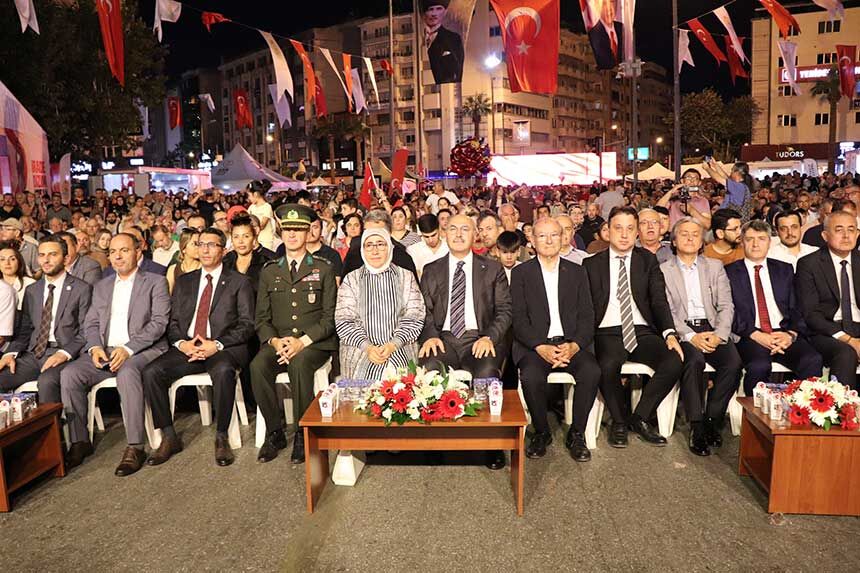 15 Temmuz Sehitleri Denizlide Cesitli Etkinliklerle Anildi 1