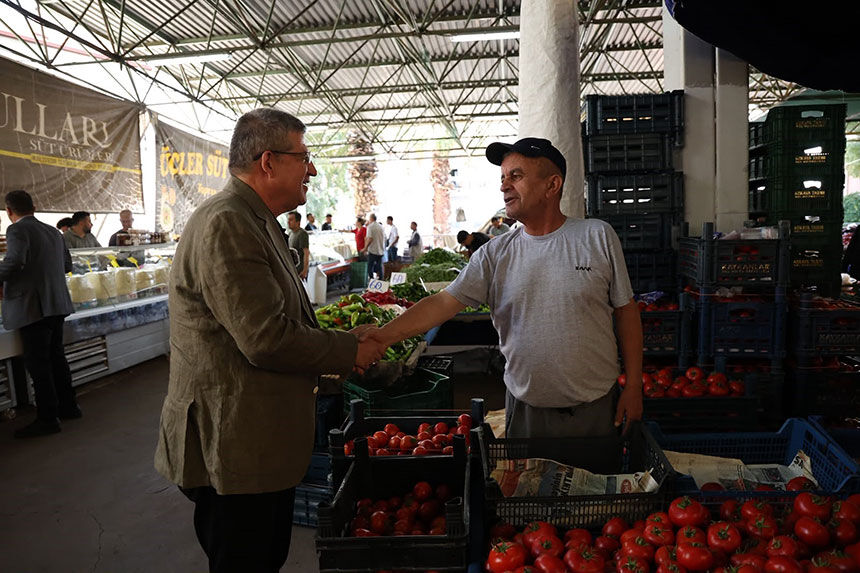 Ak Parti Il Baskani Subasioglu Pelitlibag Mahallesi Esnafina Ziyaret Etti 2