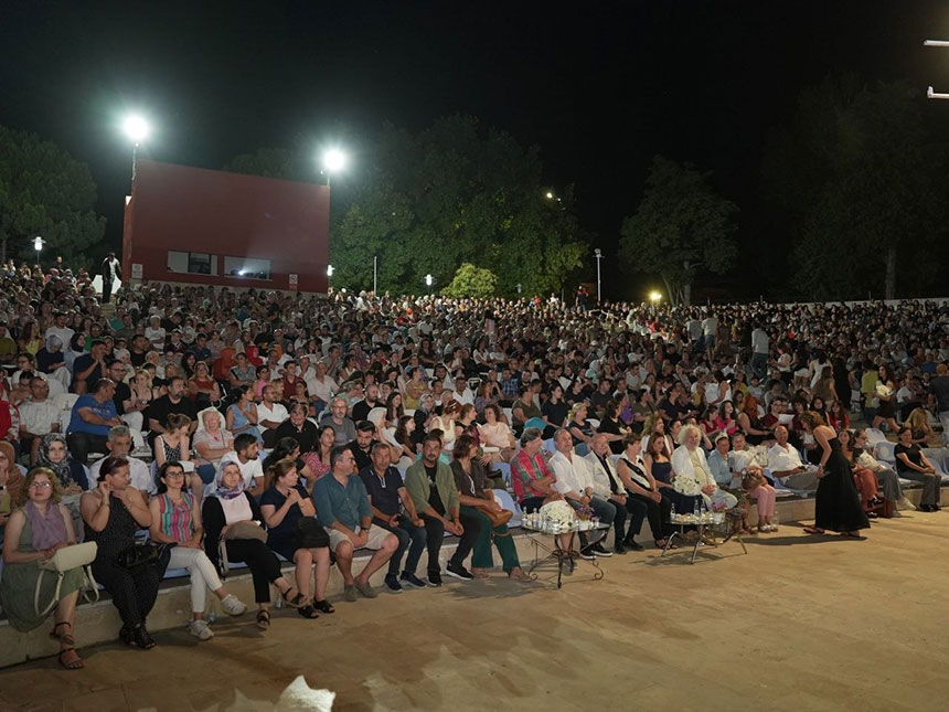 Denizli Acik Hava Tiyatrosunda Unutulmaz Gece 1