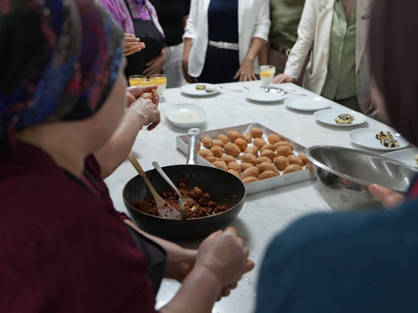 Denizli Buyuksehir Ve Halk Egitimden Ucretsiz Asci Cirakligi Kursu2