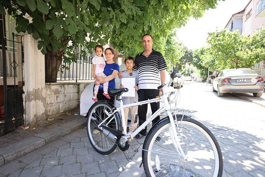 Denizli Büyükşehir’den Miniklere Bisiklet Hediyesi (4)