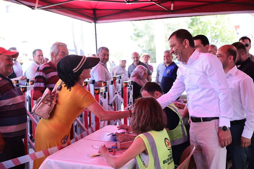 Denizli Buyuksehirden Ureticiye Buyuk Destek Sera Naylonu Dagitimlari Kaleden Basladi 4
