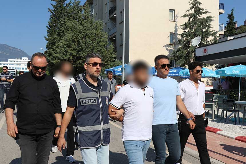 Denizlide Eglence Mekanini Kursunlayan 4 Supheli Tutuklandi 2