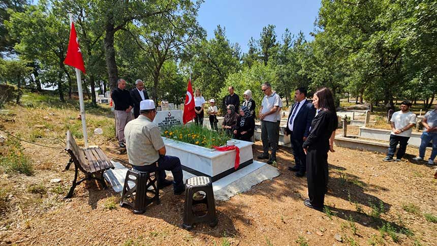 Denizlide Yesil Vatan Sehitleri Unutulmadi Hilmi Sahin Ve Sercan Utni Dualarla Anildi 1