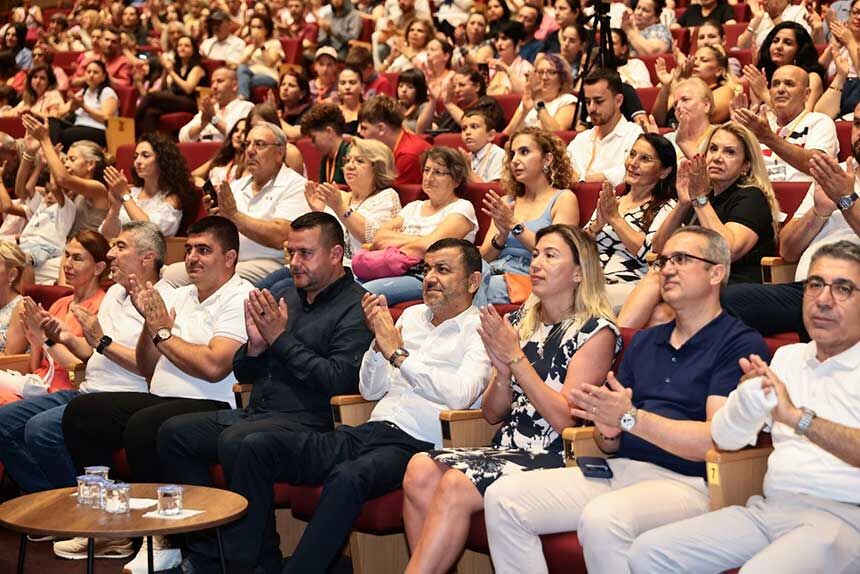 Dunyanin Butun Renkleri Denizlide Bulustu 2