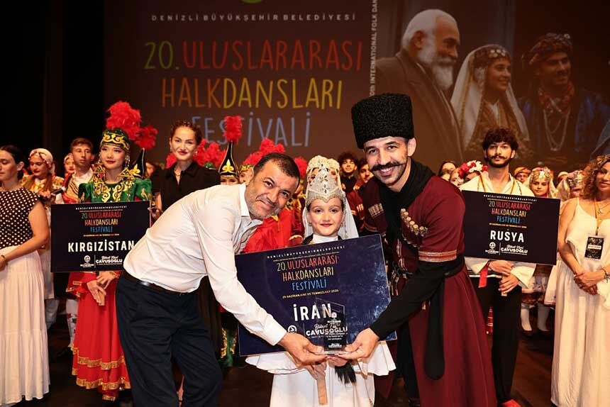 Dunyanin Butun Renkleri Denizlide Bulustu 4