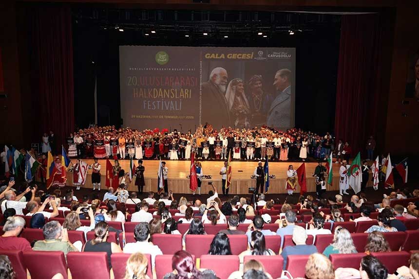 Dunyanin Butun Renkleri Denizlide Bulustu 6