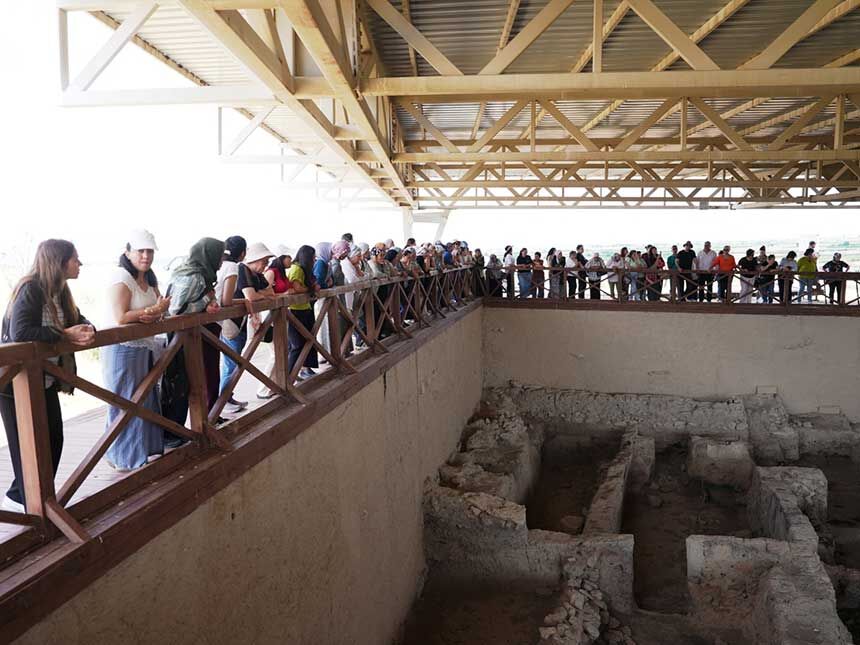 Kirsaldaki Kadinlar Denizliyi Adim Adim Kesfediyor