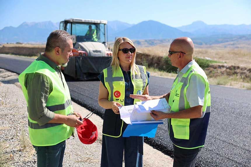 Merkezefendide 5 Mahalleye Akilli Kavsak Ve Asfalt Hamlesi 1
