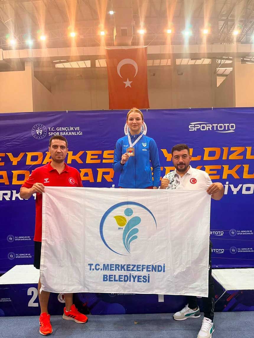Merkezefendiden Ringlerde Dev Basari Nefise Kaymakci Turkiye Sampiyonu Oldu 1