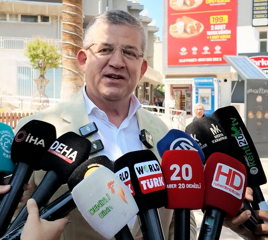 Subasioglundan Cavusogluna Bizi Elestiriyordun Kendin Daha Fazlasini Yapiyorsun2