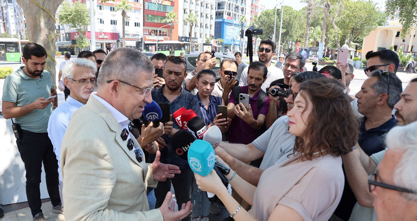 Subasioglundan Cavusogluna Bizi Elestiriyordun Kendin Daha Fazlasini Yapiyorsun3