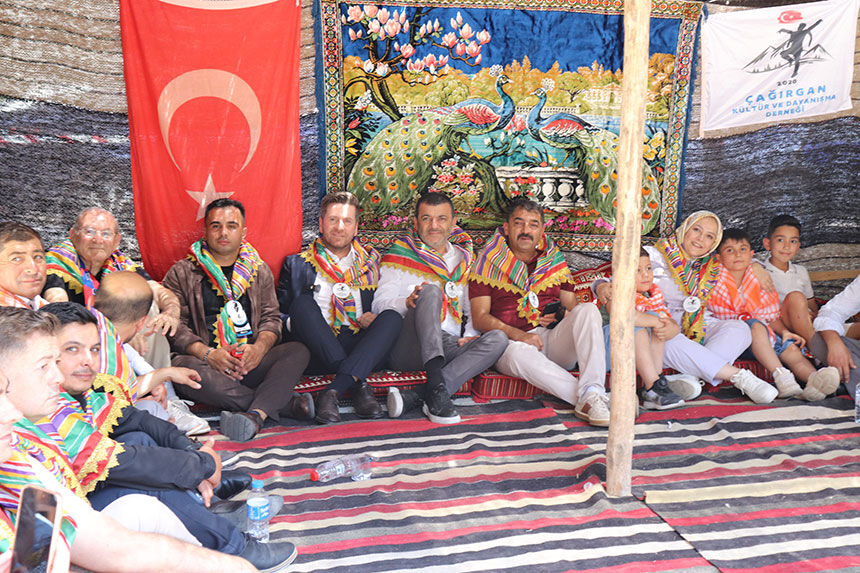 10 Cagirgan Yoruk Turkmen Senligi Binleri Bulusturdu 1