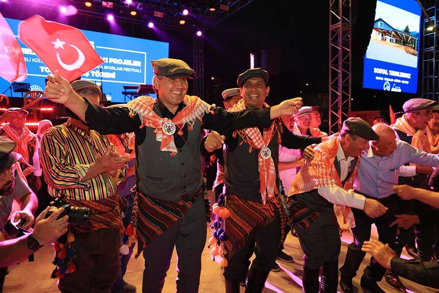 10 Cameli Festivali Geleneksel Yoruk Gocuyle Basladi Cameli Yoresel Ekmek Firini Hizmete Ac 6
