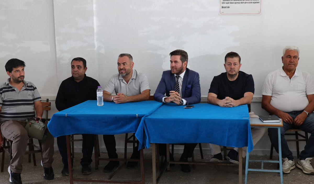 Baskan Tatik Baharlar Mahallesi Sakinleriyle Bulustu 1