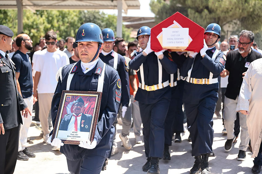 Bingol Gazisi Erdal Ozdemir Ankarada Vefat Etti Denizlide Torenle Defnedildi 1