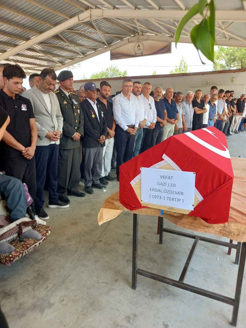 Bingol Gazisi Erdal Ozdemir Ankarada Vefat Etti Denizlide Torenle Defnedildi 3