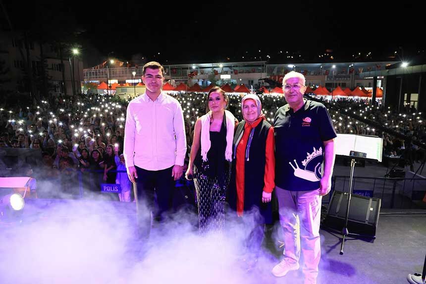 Cameli Festivalinde Gorkemli Kapanis Tugba Yurt Konseriyle Unutulmaz Gece 3