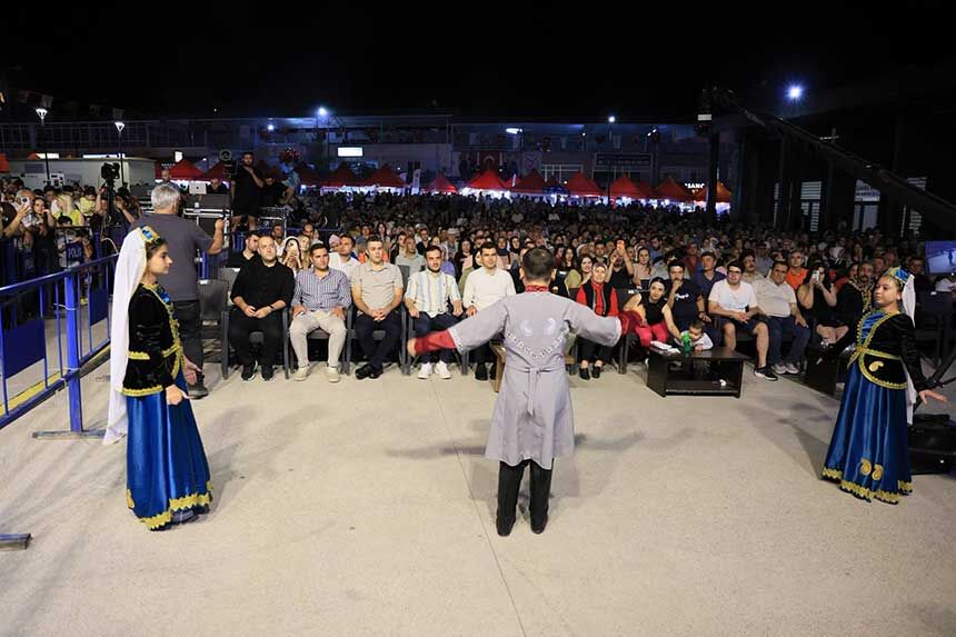 Cameli Festivalinde Gorkemli Kapanis Tugba Yurt Konseriyle Unutulmaz Gece