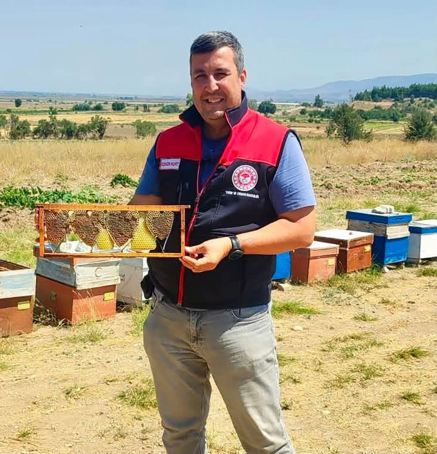 Denizli Baklanda Arilarin Dogal Mucizesi 1