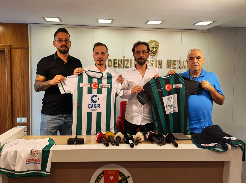 Denizli Efsaneler Futbol Sahaya2