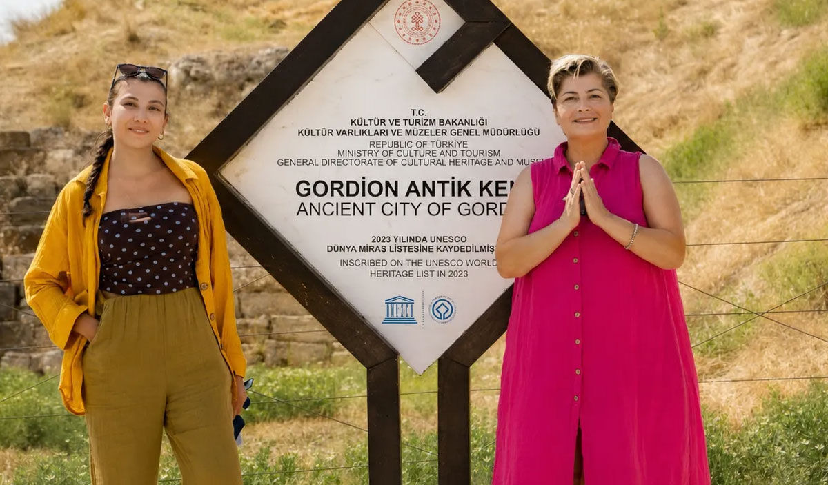 Denizlili Ressamlar Gordionda Hakikatin Pesine Dustu 2