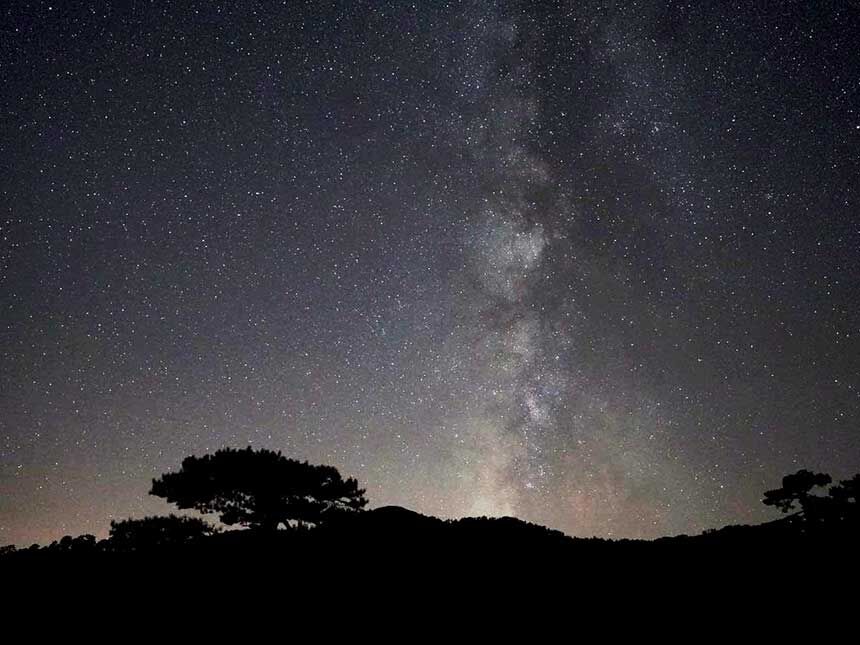 Turkiyenin Astronomi Tutkunlari Denizlide Bulustu Topuklu Yaylasinda Perseid Meteor Soleni 1