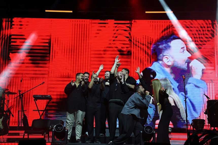 28 Elma Festivali Derya Ulug Konseriyle Muhtesem Final Yapti 5