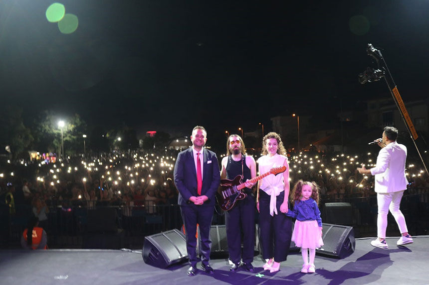 28 Elma Festivalinde Emre Fel Coskusu 2