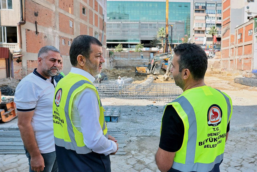 Baskan Cavusoglu Dev Projeleri Sahada Inceledi 2