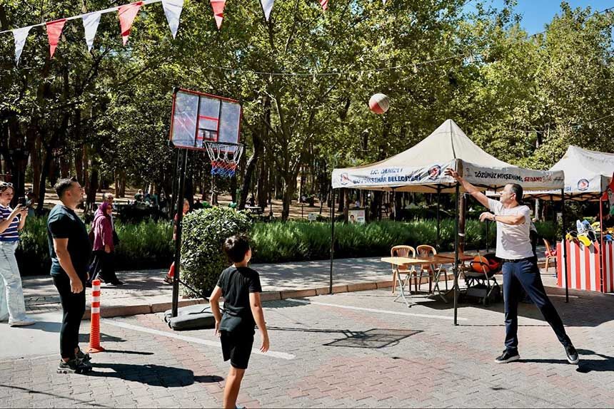 Denizli Buyuksehirden Yeni Egitim Yilina Neseli Baslangic