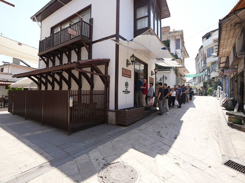 Denizlide Dayanisma Sofrasi Buyuyor Kent Lokantalari 2 Yasinda 2